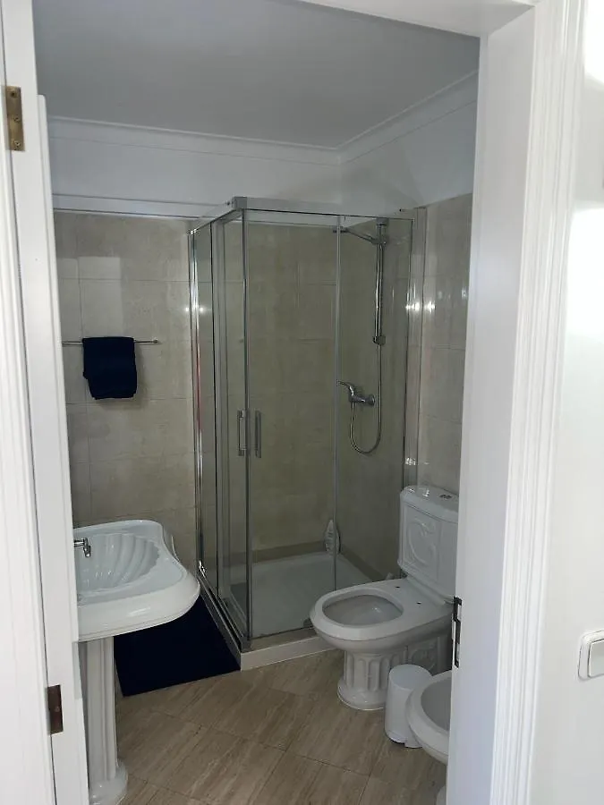 Relaxing 2 Bedroom House 5 Minutes Away From Vilamoura Marina Quarteira 0*,