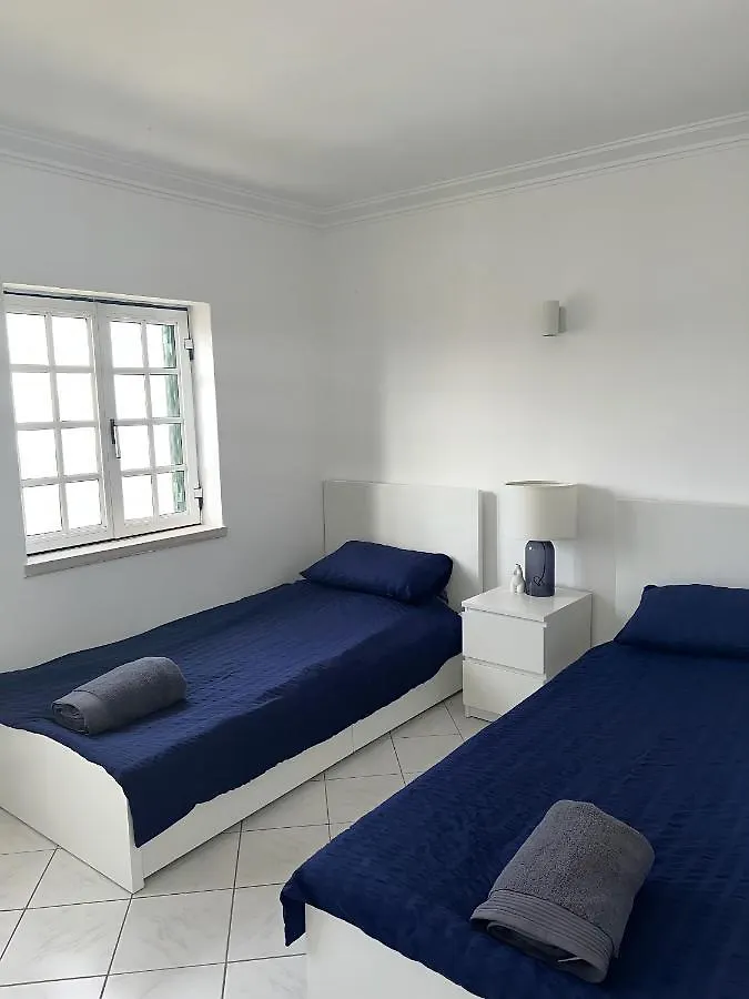 Relaxing 2 Bedroom House 5 Minutes Away From Vilamoura Marina Quarteira Nyaraló